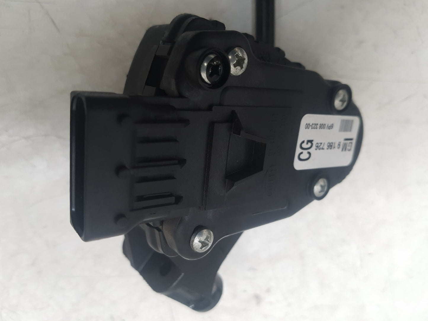 2010 Saab 9-3  Estate Accelerator Pedal 9 186 726