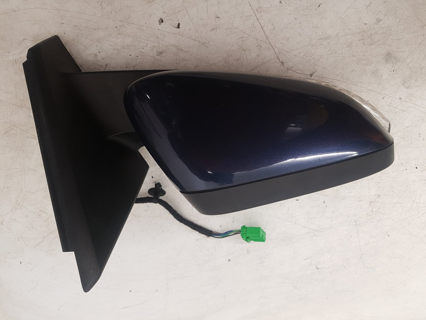 2013 - 2016 Volvo V40 III 525 Hatchback DOOR MIRROR - ELECTRIC (DRIVER SIDE)