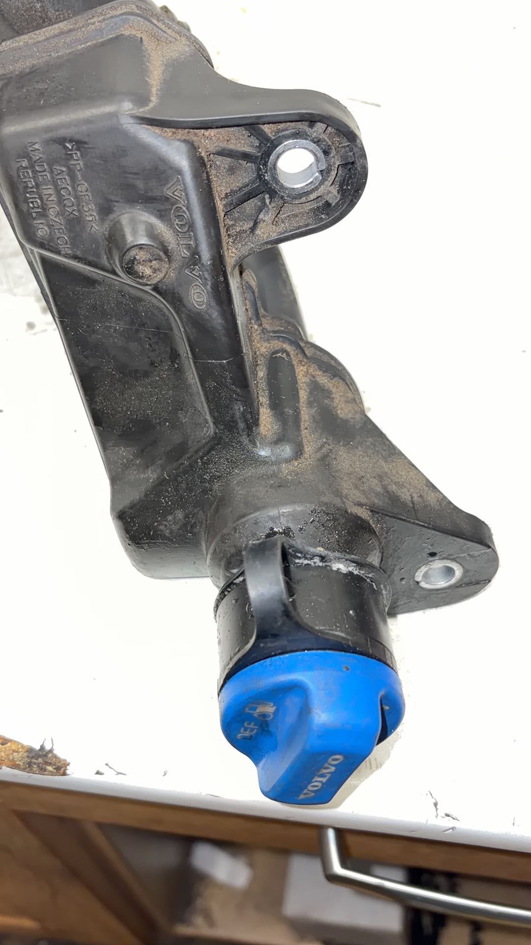 2017 - 2026 Volvo V60 II 225 Estate Adblue Tank Assembly 31405814