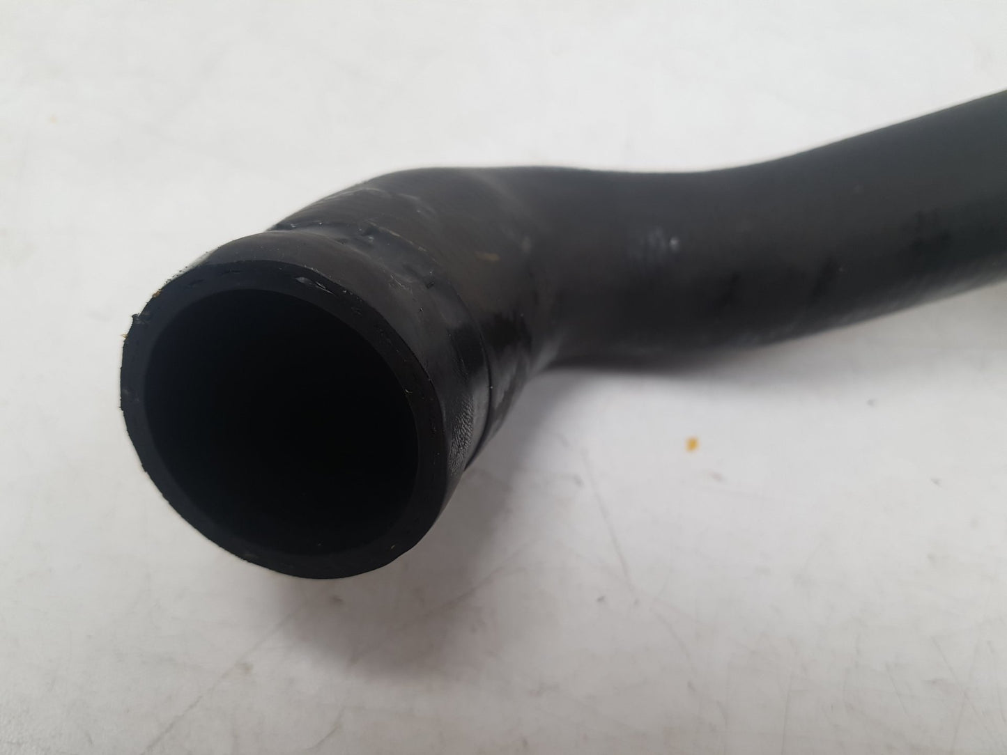 2004 - 2010 Volvo V50   Estate RADIATOR HOSE 3M5H8260CH