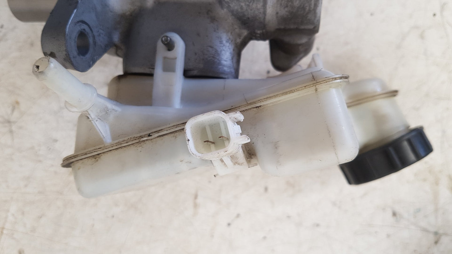 VOLVO S40 V50 C30 C70 2.0 D3 D4 BRAKE MASTER CYLINDER SERVO 36001231 OEM