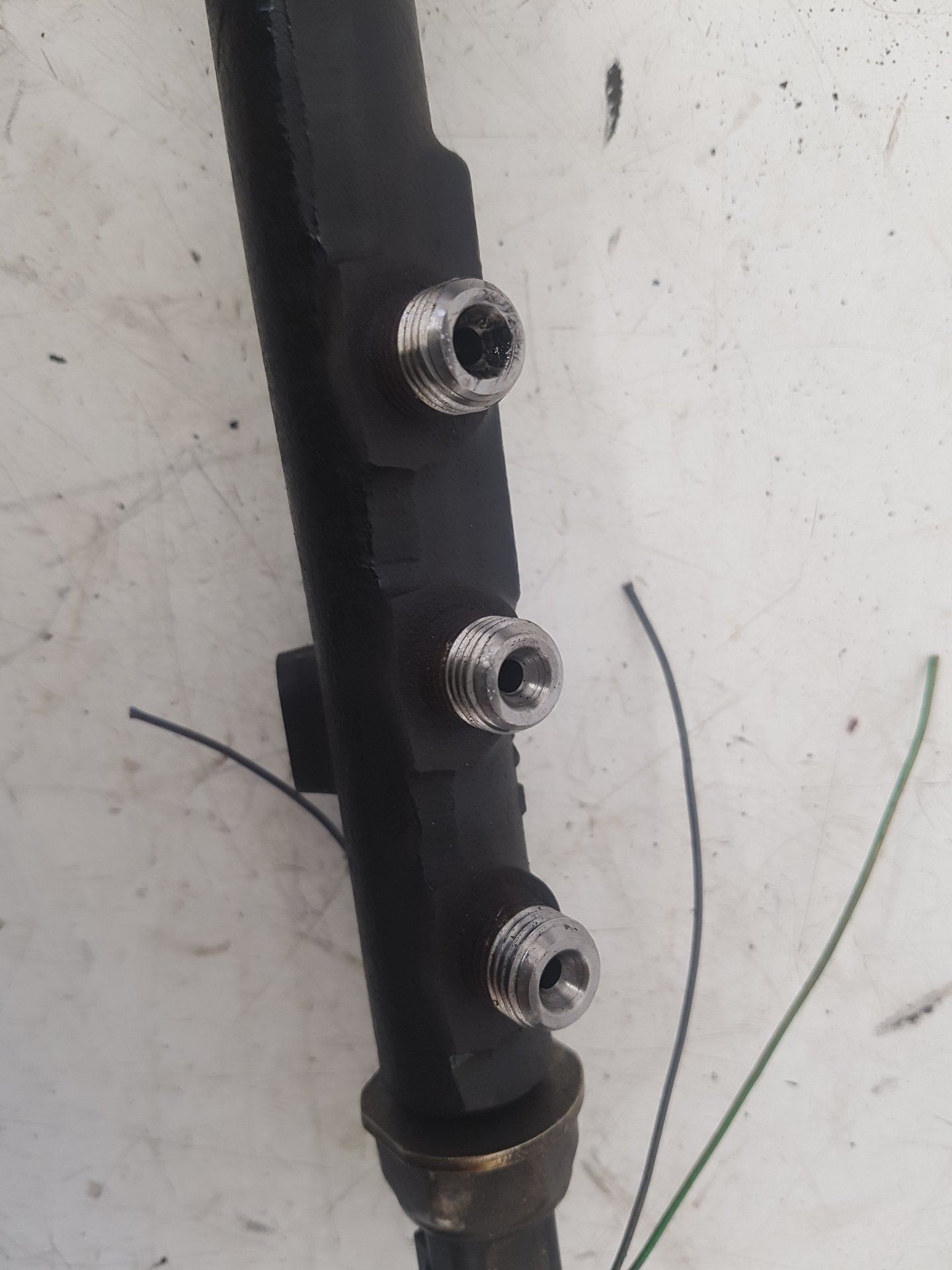 2012 Volvo S60  Saloon Injection Rail 112350864