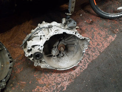 2015 - 2016 Volvo V60   Manual Gearbox 1285242