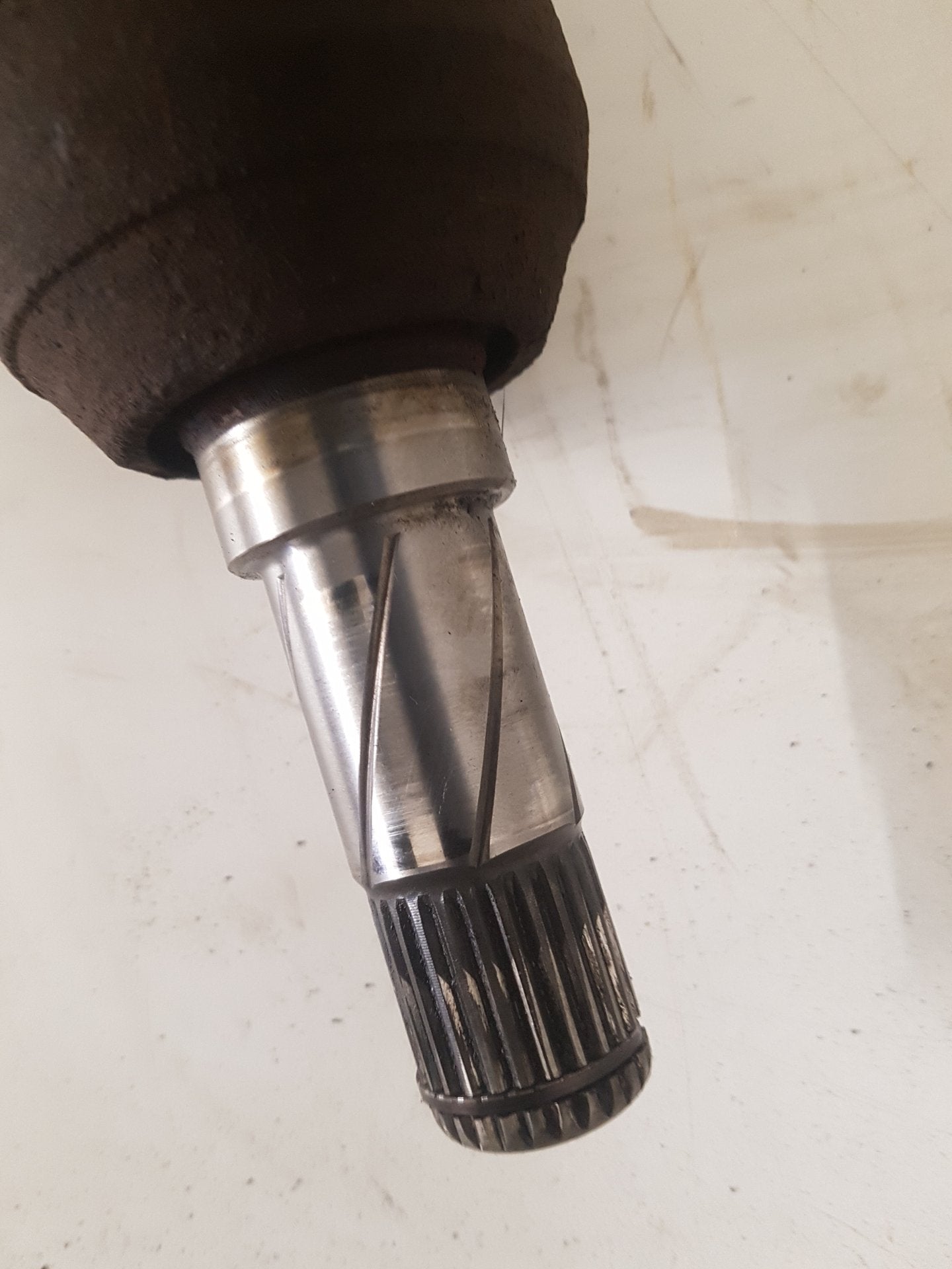 2007 - 2010 Volvo XC90  Estate DRIVESHAFT - EITHER SIDE REAR (ABS) 30651528