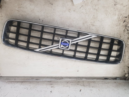 2003 - 2010 Volvo XC90  Estate FRONT GRILL 8620641
