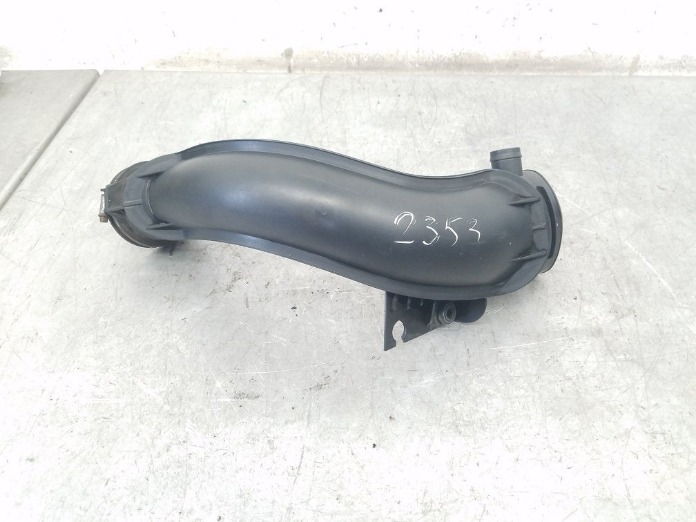 2012 Volvo S80  Saloon INTAKE PIPE 31338006