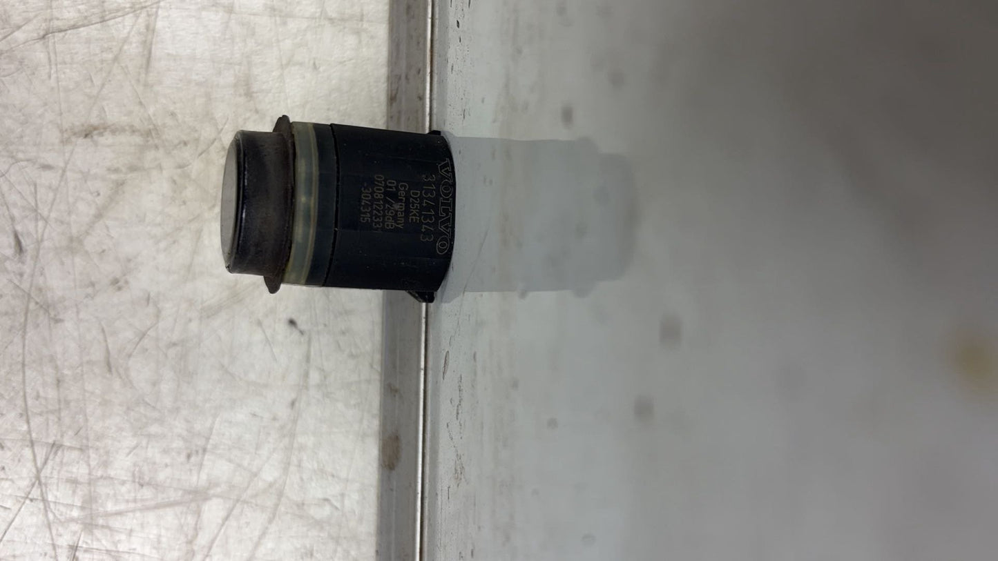 2014 - 2018 Volvo V60  Estate Parking Sensor 31341343