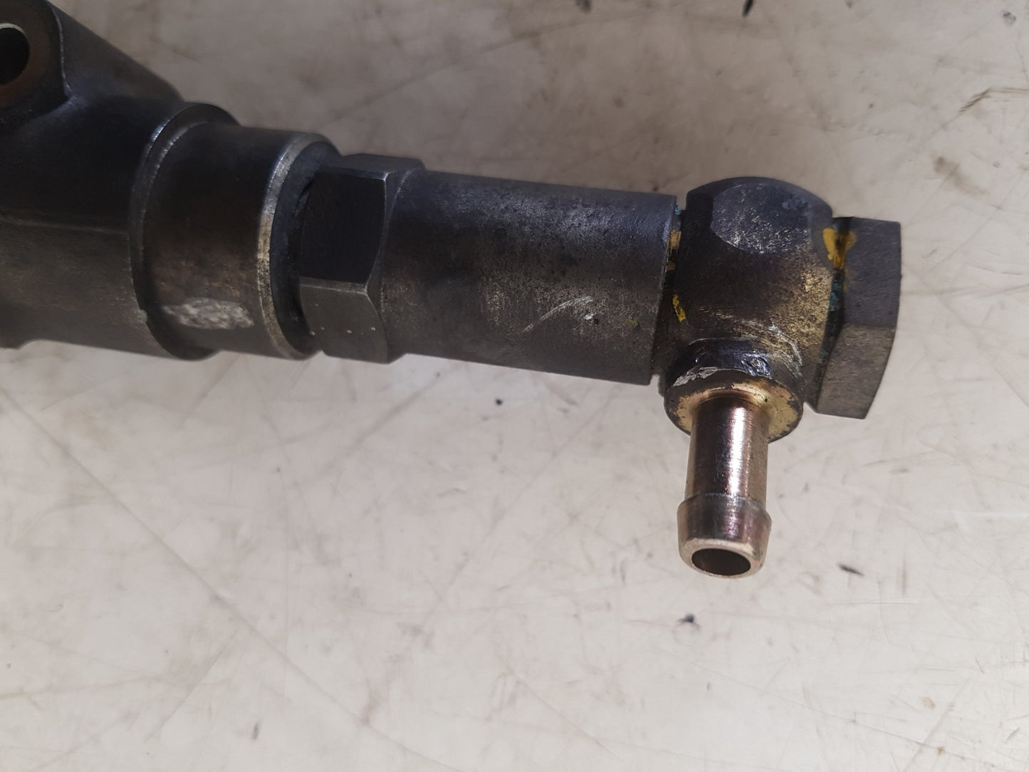 2002 - 2006 Volvo XC90  Estate Injection Rail 0445215015