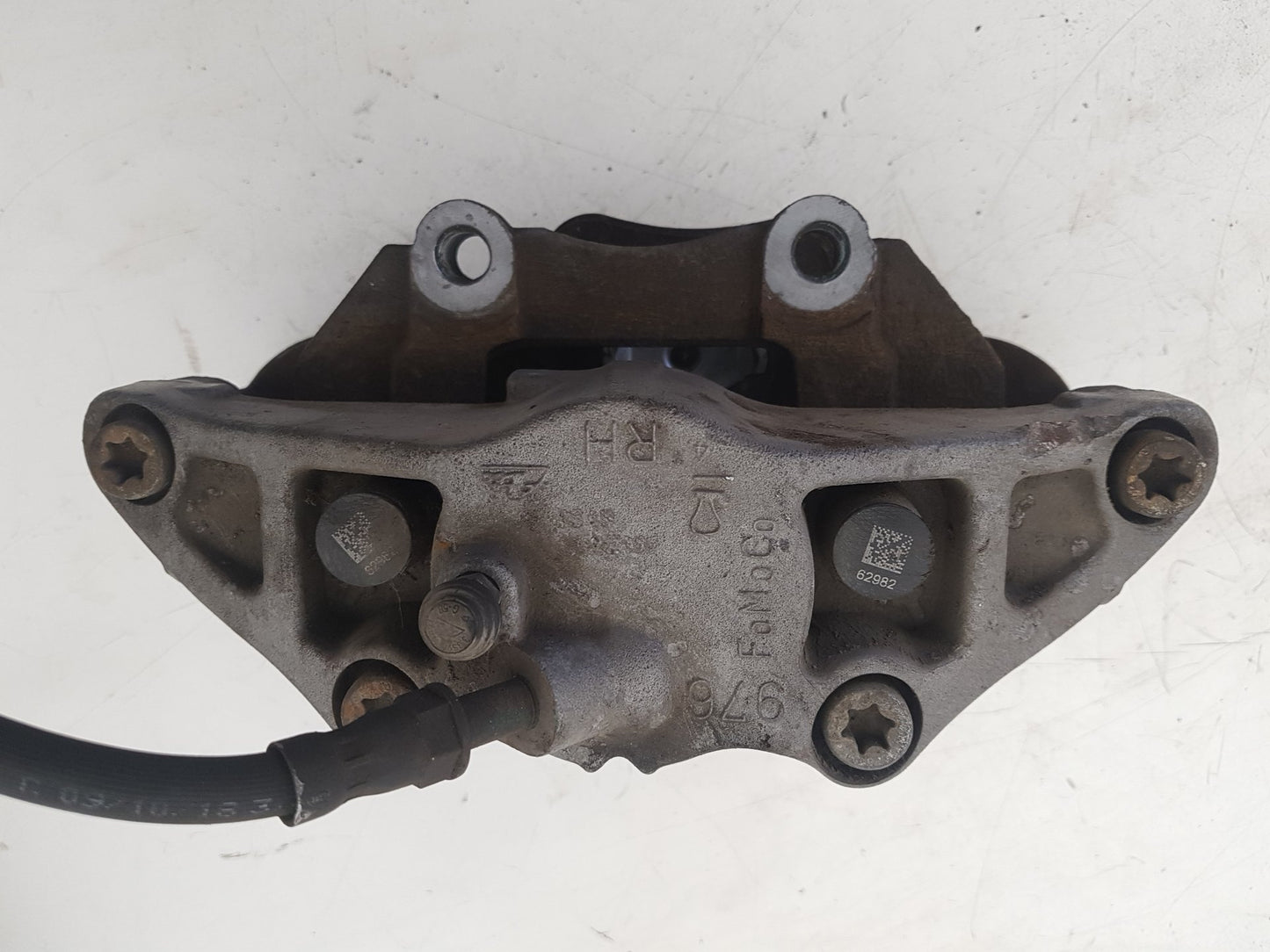 2015 - 2019 Volvo V40 Cross Country  Hatchback Right Front Caliper 36000704