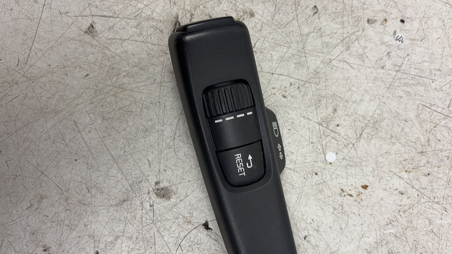 2009 - 2017 Volvo XC60 I 156 Estate Indicator Stalk 31456045