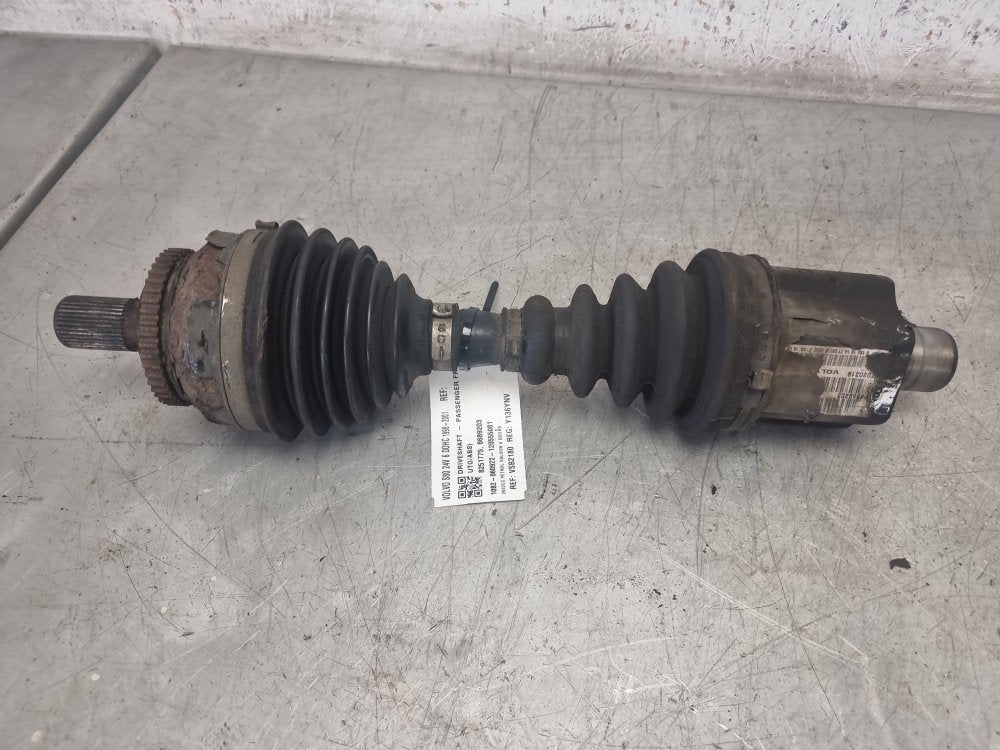 1998 - 2001 Volvo S80  Saloon Left Front Drive Axle 8251775
