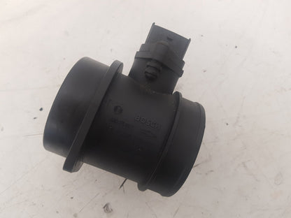 2002 - 2005 Volvo XC90  Estate Air Flow Meter 8670115