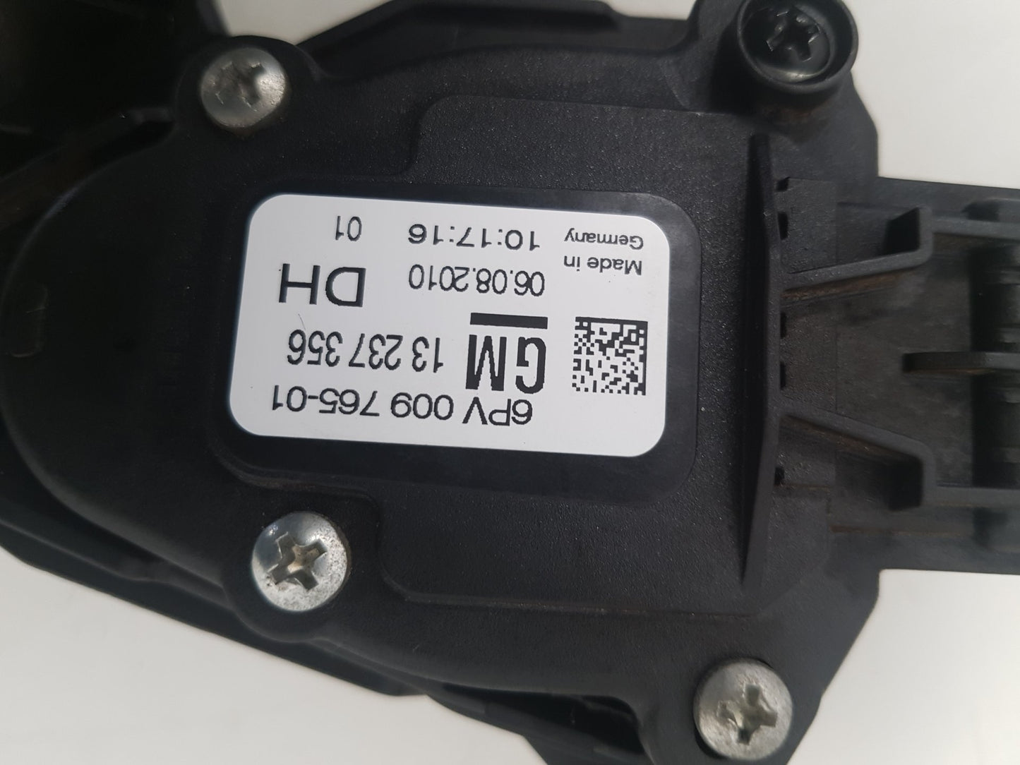 2010 - 2012 Saab 9-5  Saloon Accelerator Pedal 13237356