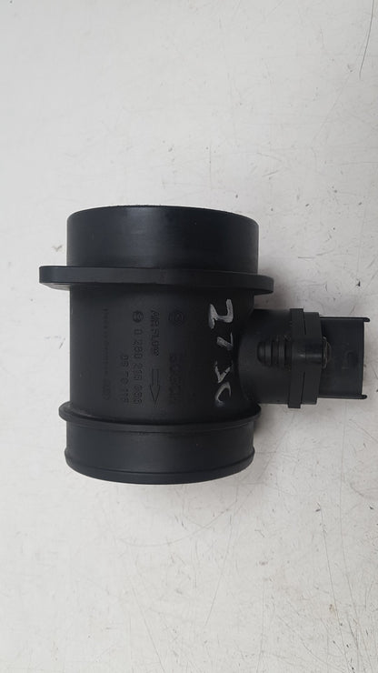 2002 - 2005 Volvo S60  Saloon Air Flow Meter 8670115