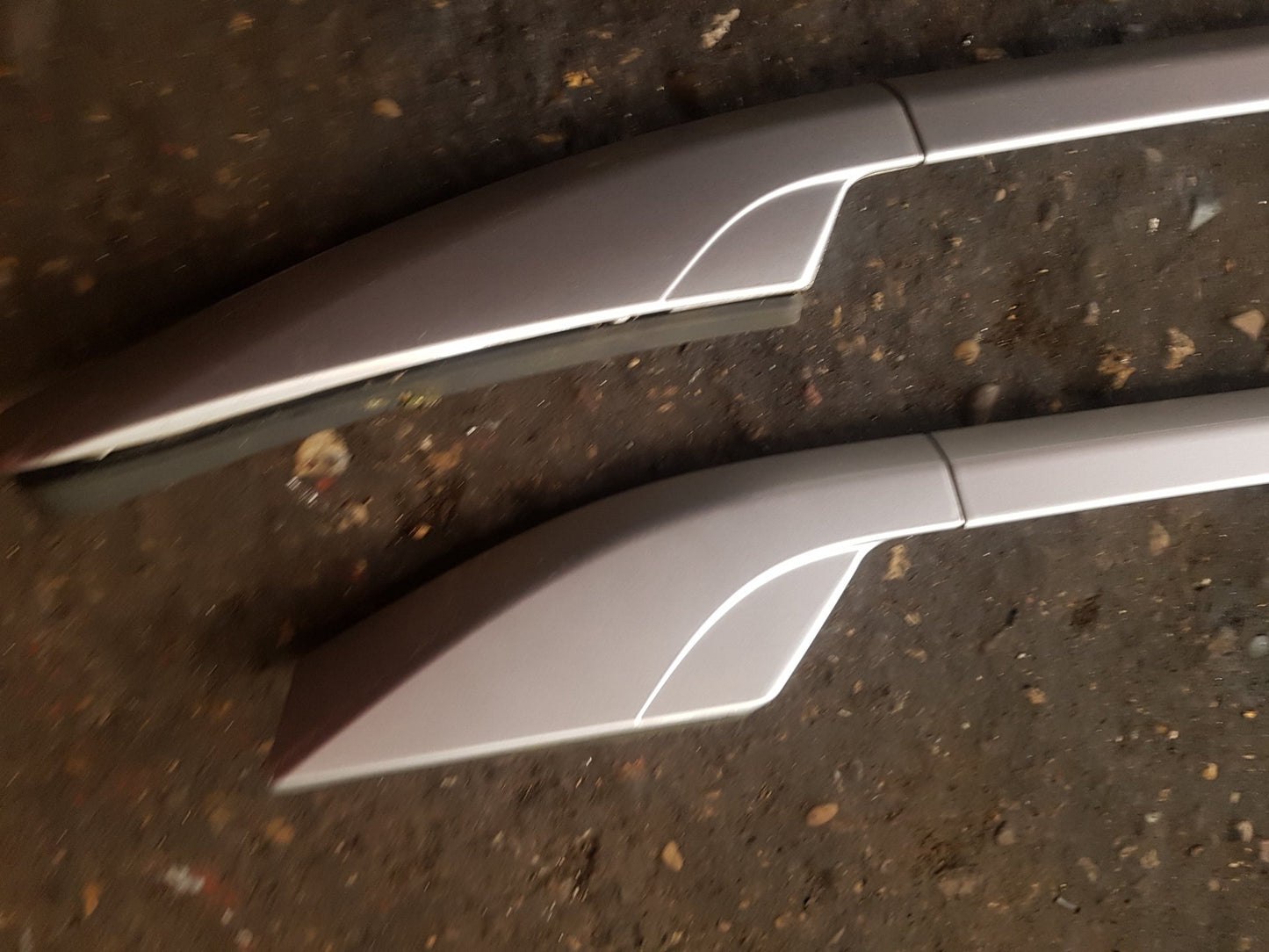 2011 - 2014 Volvo XC90  Estate Roof Rail