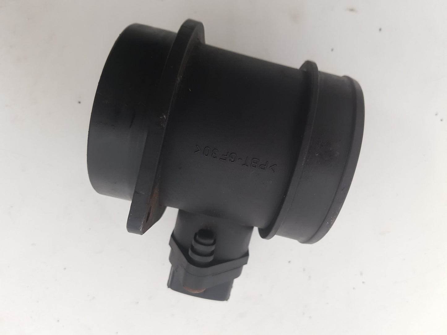 2001 - 2008 Volvo V70  Estate Air Flow Meter 8670115