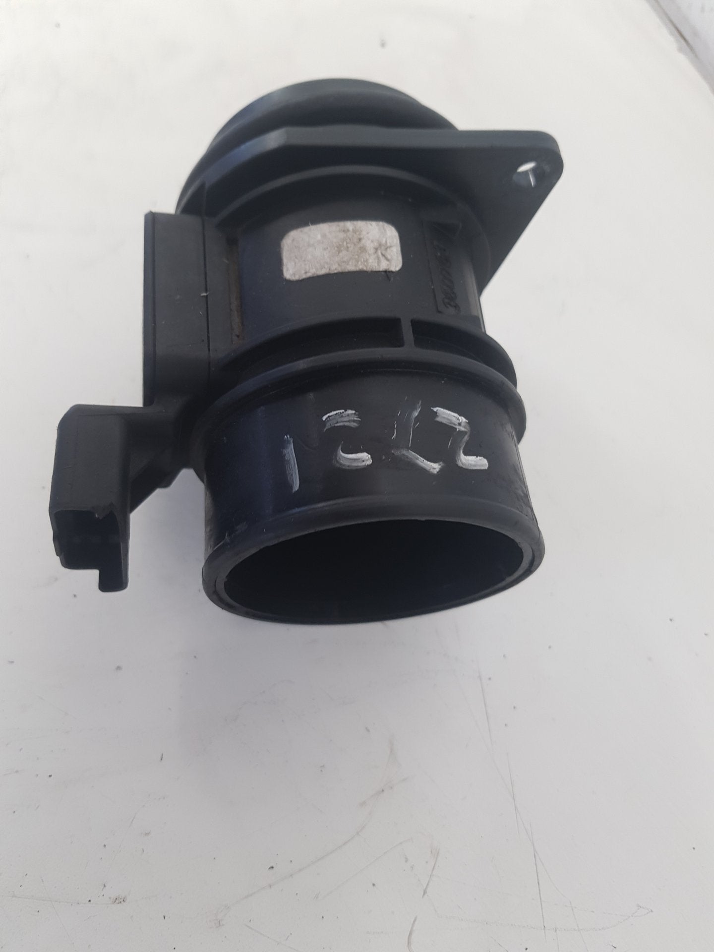 2000 - 2004 Volvo V40  Estate Air Flow Meter 360703