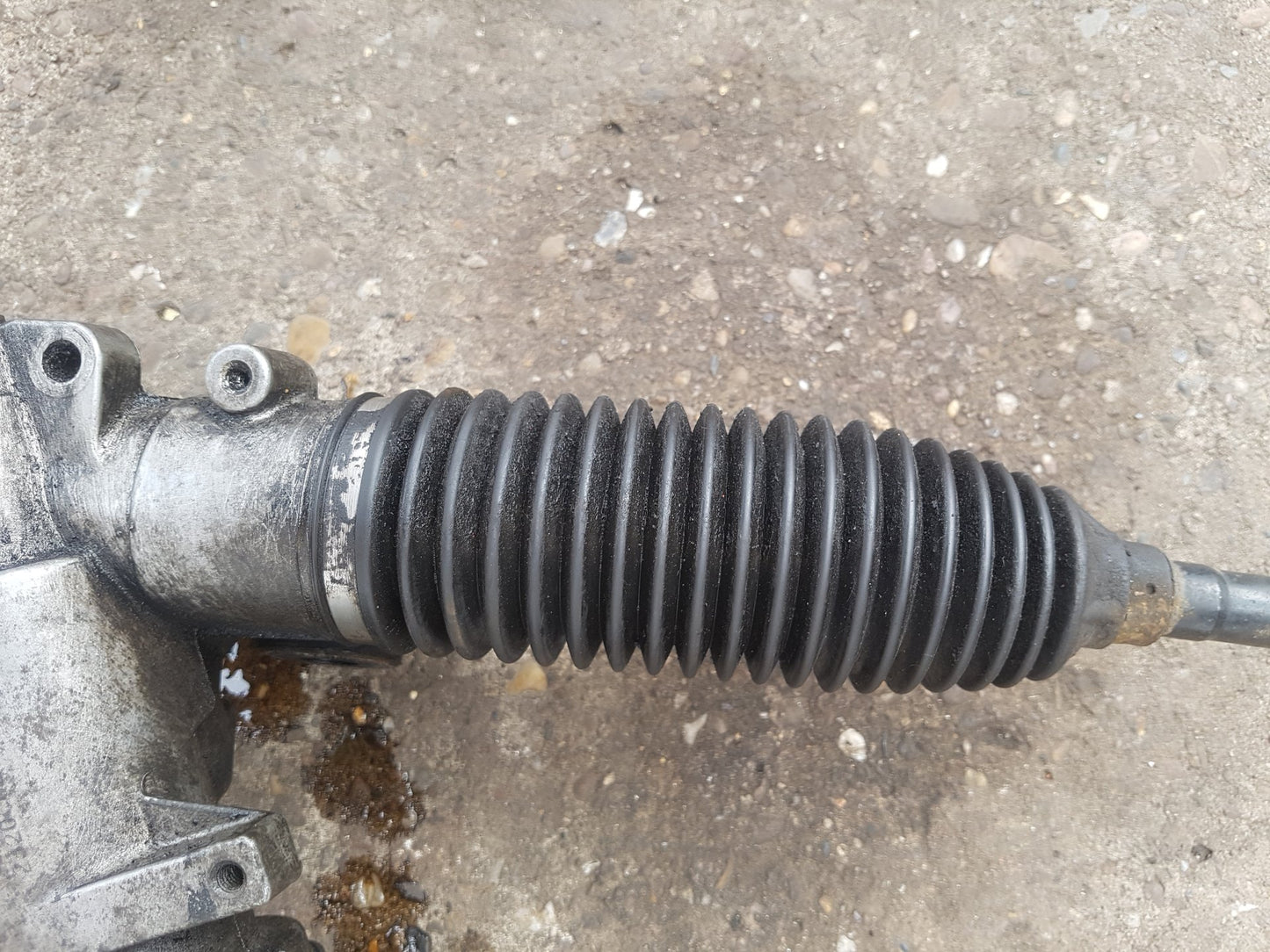 2010 - 2012 Saab 9-5  Saloon Power Steering Rack 13292326