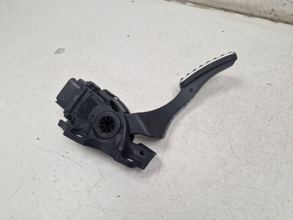 2015 - 2018 Volvo V60  Estate Accelerator Pedal 31329371