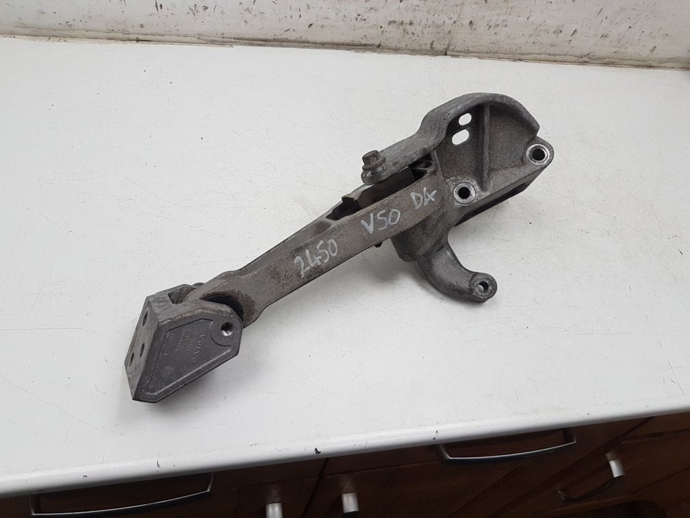 2012 - 2016 Volvo V40 Cross Country  Hatchback Engine Mount 31359638