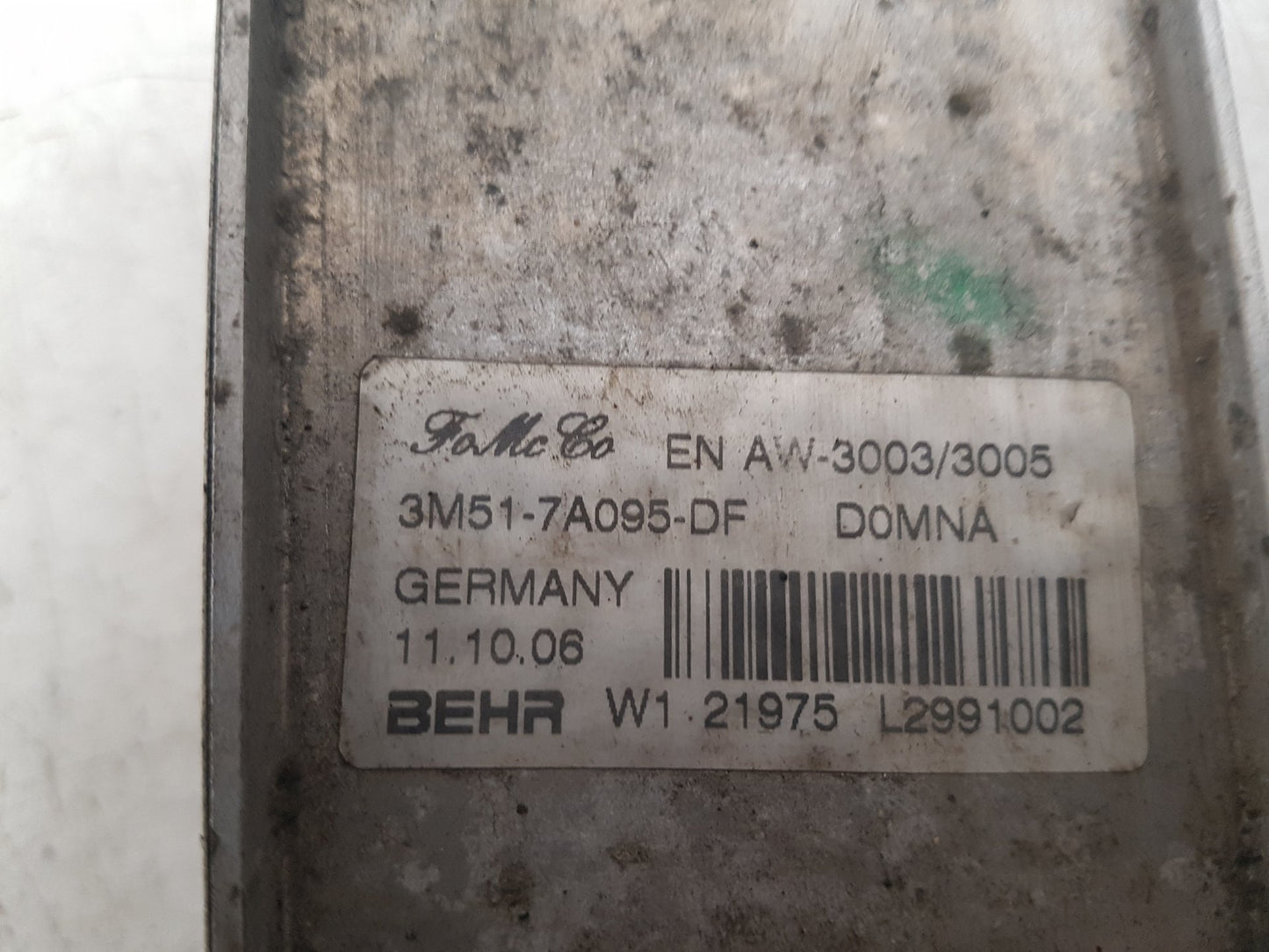 2007 Volvo C70  Convertible Engine Oil Cooler 3M51-7A095-DF