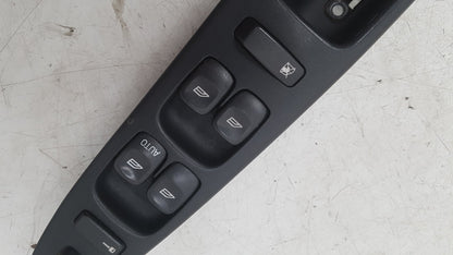 2000 - 2004 Volvo V40  Estate Right Front Window Switch 30638534