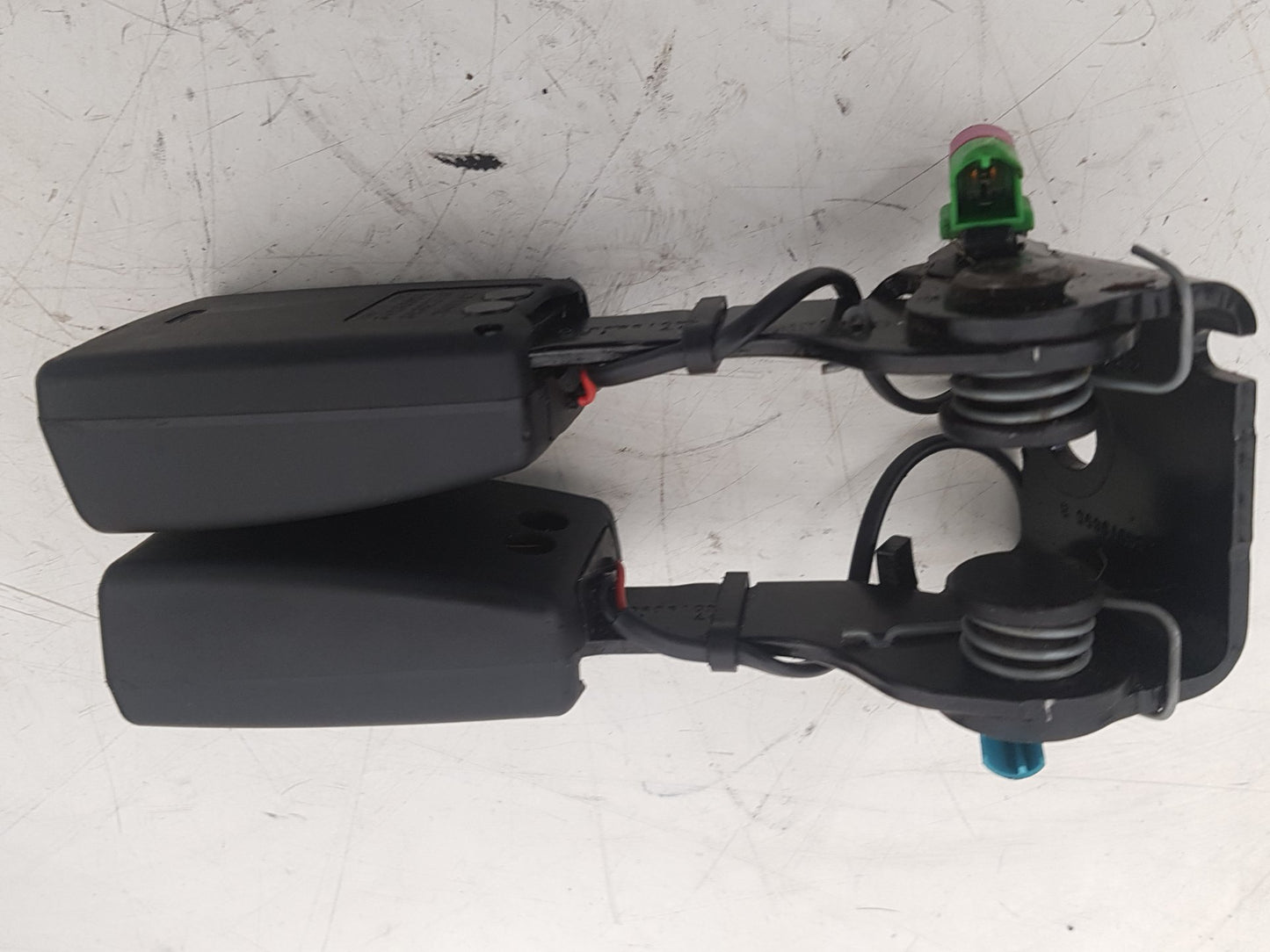 2008 - 2013 Volvo XC60 I 156 Estate Left Front Seat Belt Stalk 8623453