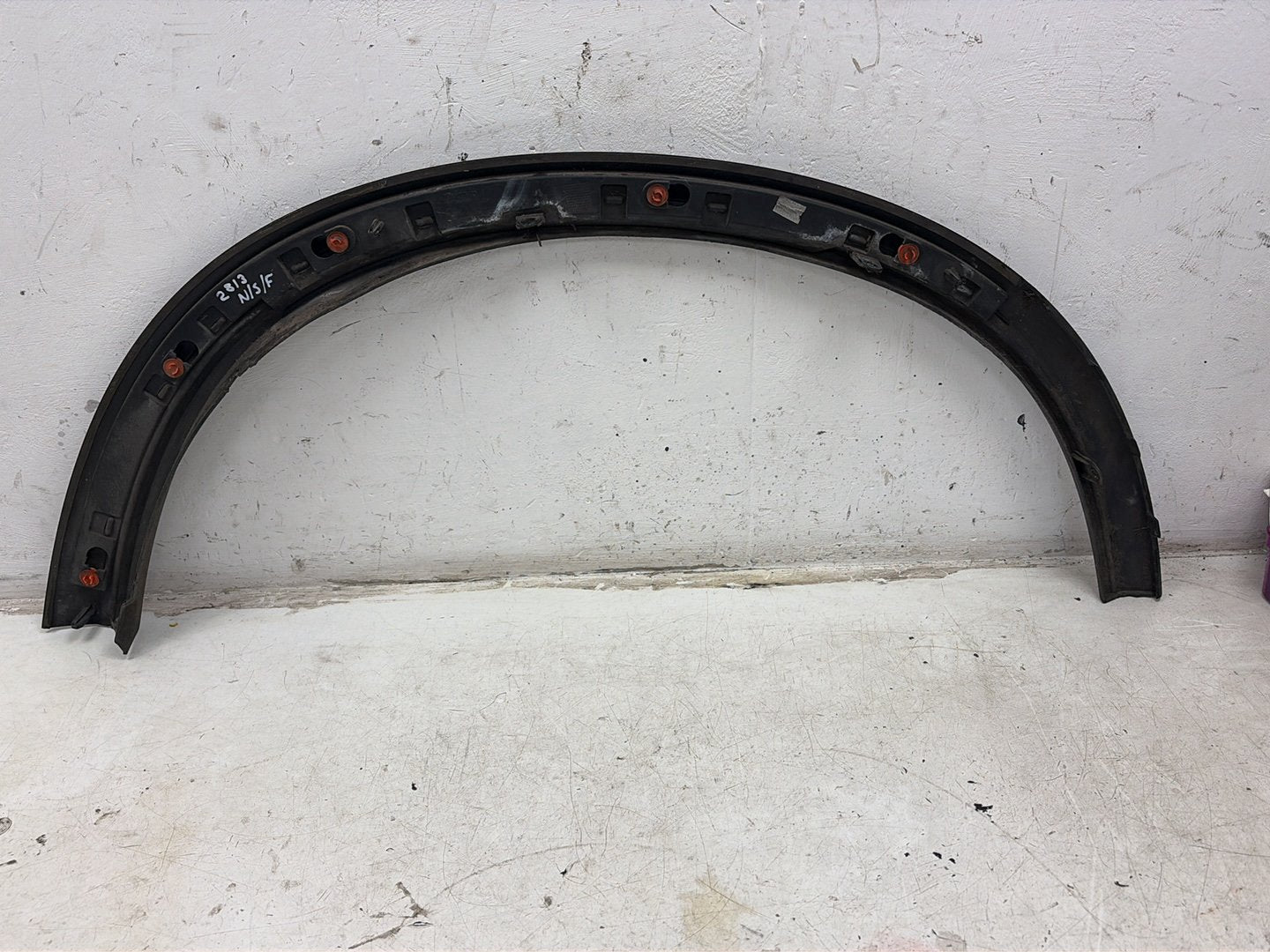 2005 - 2012 Volvo XC90  Estate Left Front Wheel Arch Moulding 30779577