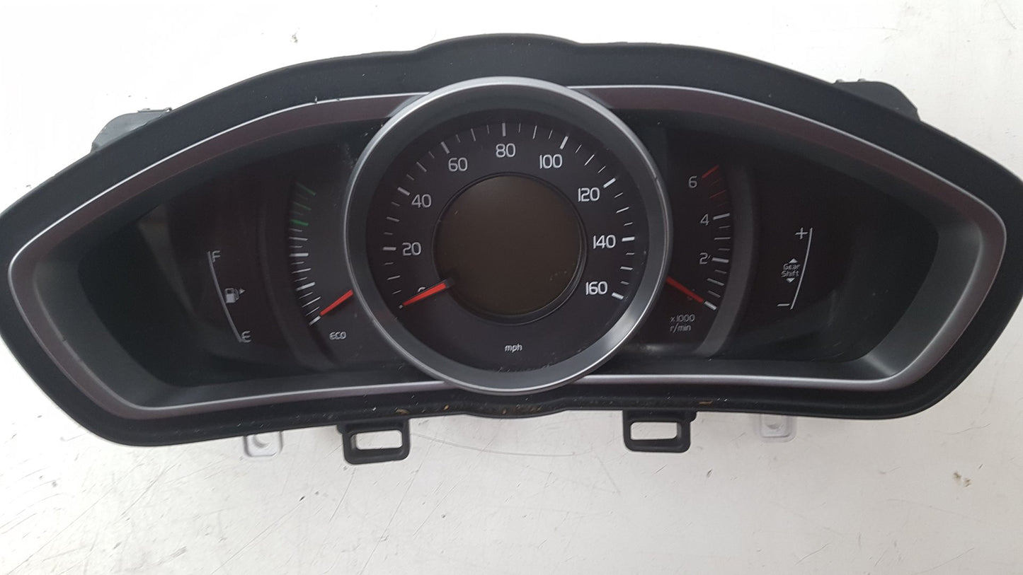 2013 Volvo V40  Hatchback Instrument Cluster 31314484