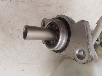 2011 - 2014 Volvo XC90  Estate BRAKE FLUID RESERVOIR AND MASTER CYLINDER
