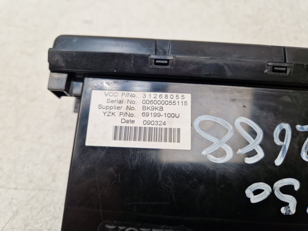 2004 - 2010 Volvo V50   Estate Dash Display Unit 31268055