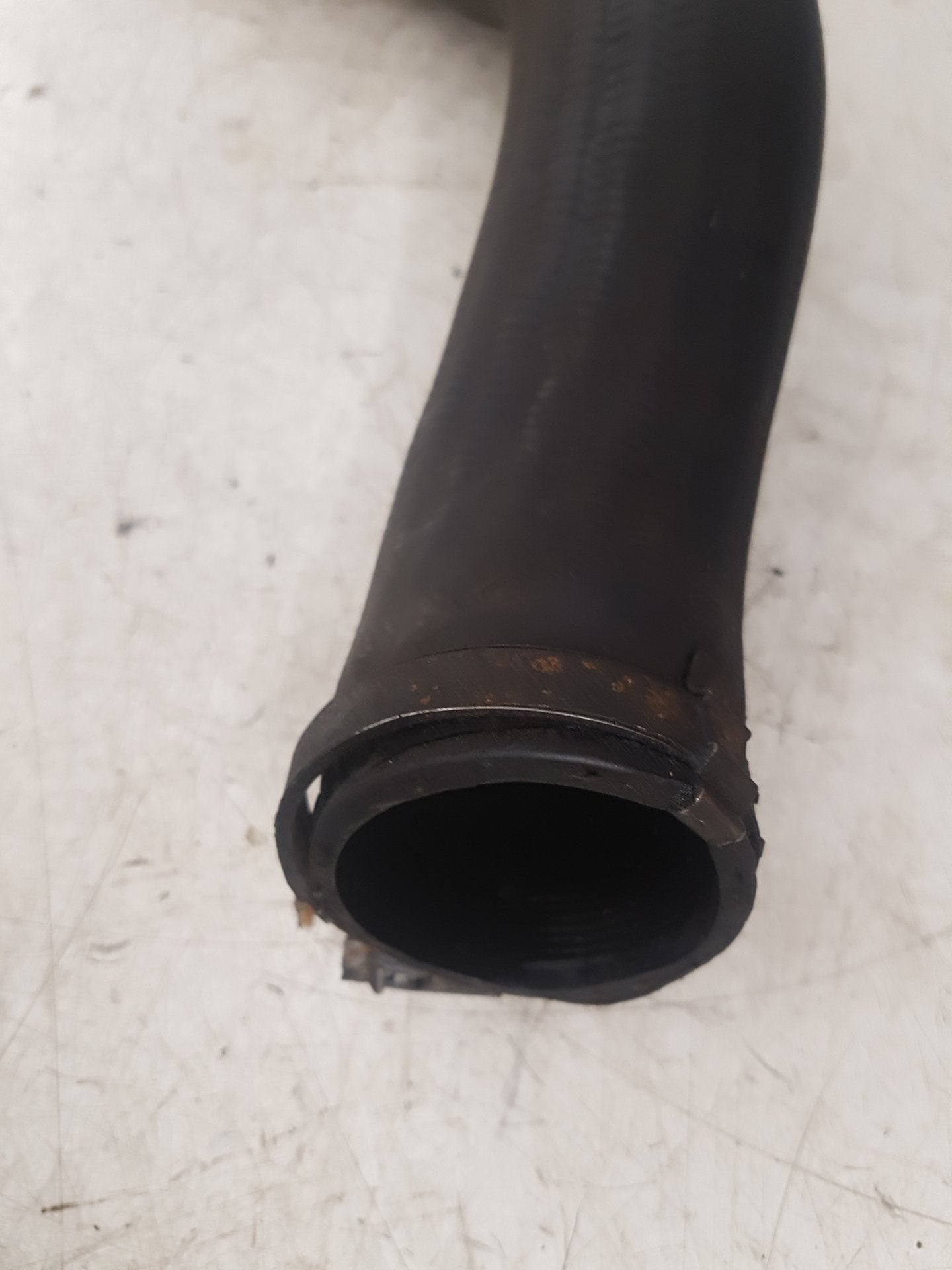 2013 - 2016 Volvo V40 III 525 Hatchback INTERCOOLER HOSE 31293717
