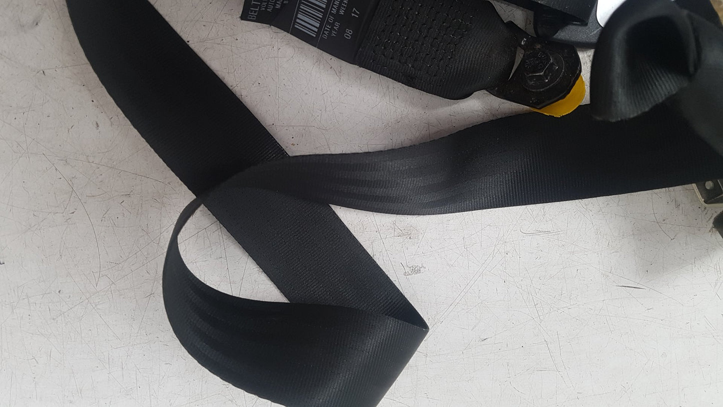 2004 - 2010 Volvo S40  Saloon Left Rear Seat Belt 8639547