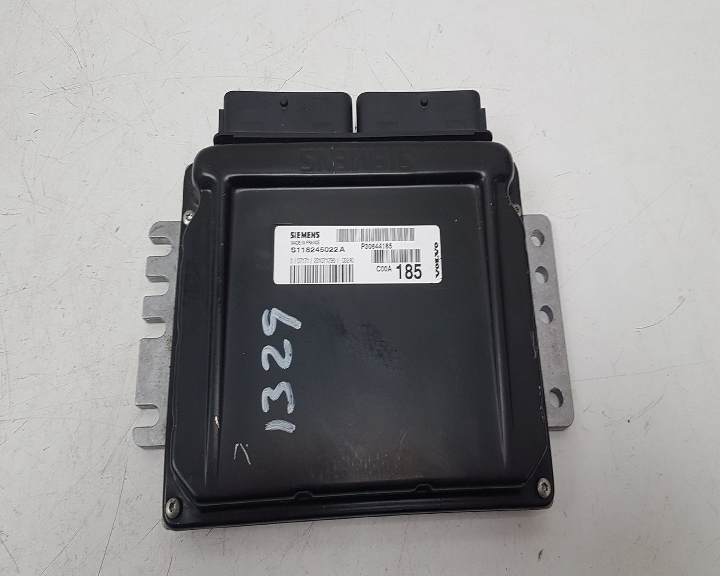 1999 - 2004 Volvo S40  Saloon Engine ECU S118245022A