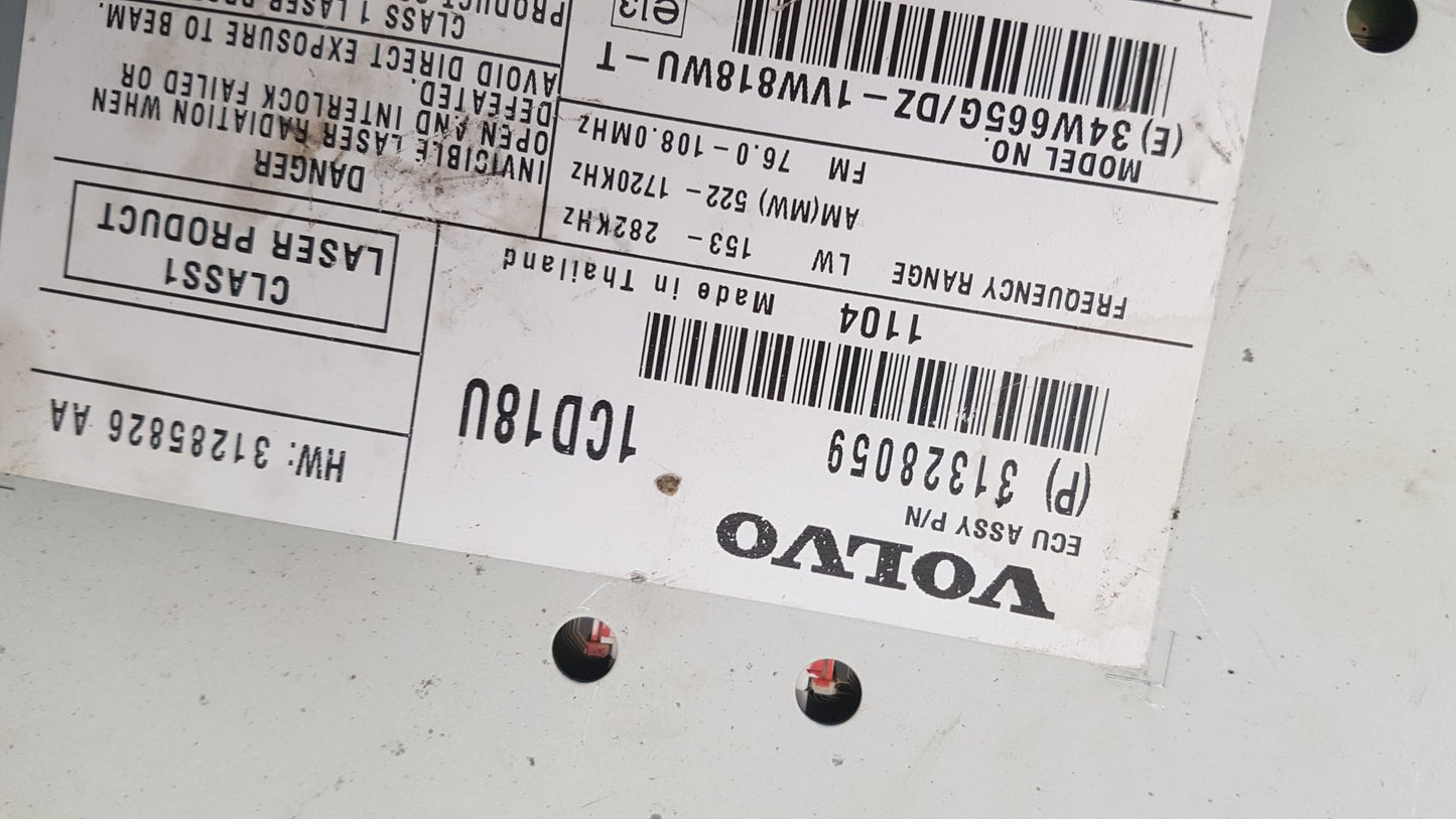 2006 - 2013 Volvo C70 II 542 Convertible CD Player 31328059
