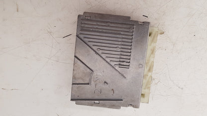 2005 Volvo S60  Saloon GEARBOX ECU 30735493