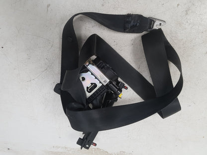 2013 Volvo V40  Hatchback Left Front Seat Belt 31390453