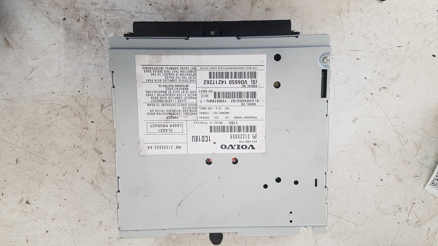 2006 - 2013 Volvo C70 II 542 Convertible CD Player 31328059
