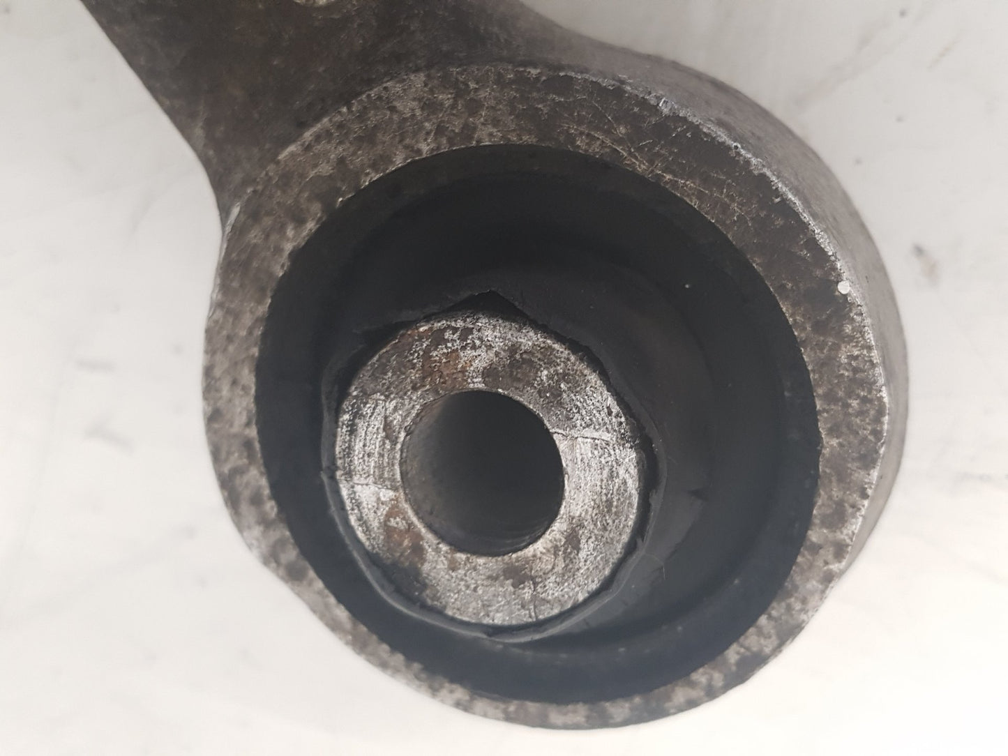 2006 Volvo V70  Estate Right Front Lower Control Arm