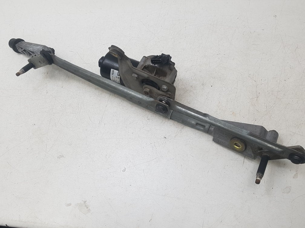 2003 - 2007 Volvo V70  Estate WIPER MOTOR (FRONT) & LINKAGE 09151850
