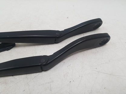 2007 Volvo C70  Convertible FRONT WIPER (PAIR) 30753000