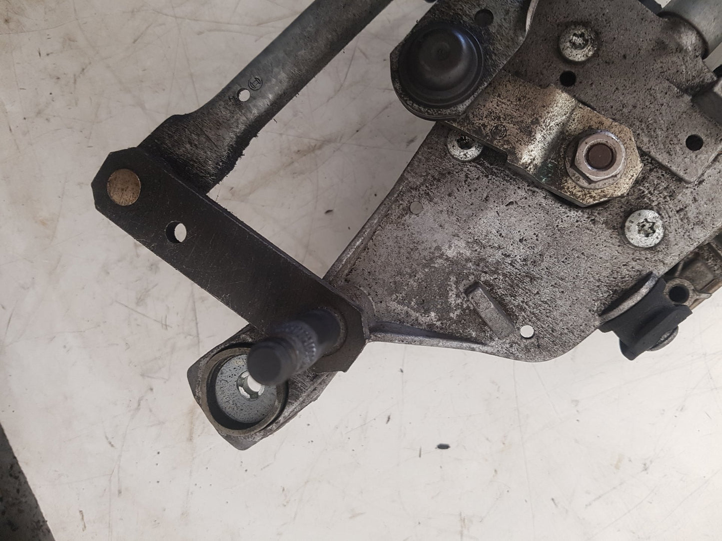 2011 - 2014 Volvo V60 I 155 Estate WIPER MOTOR (FRONT) & LINKAGE 1397220627