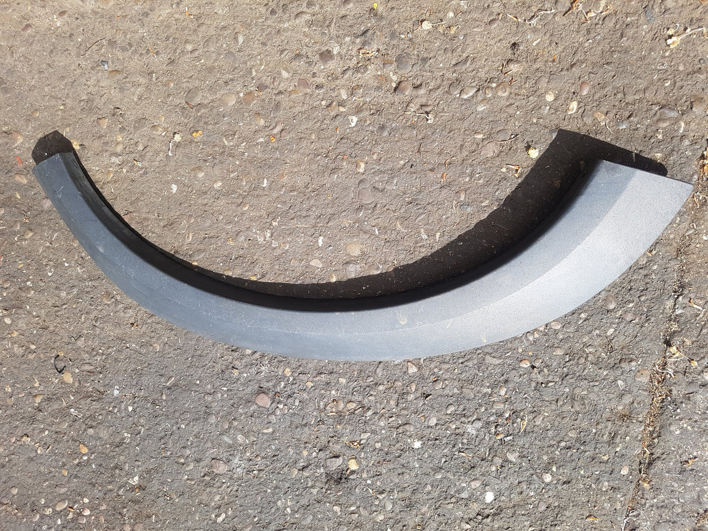 2010 Volvo XC70  Estate Right Rear Wheel Arch Moulding 31283106