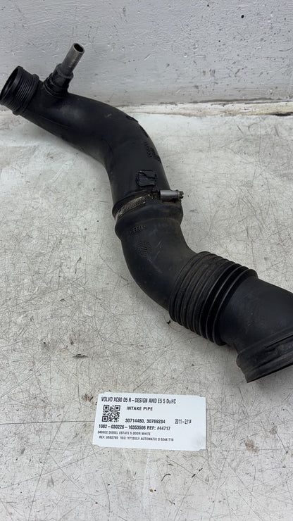 2003 - 2014 Volvo XC90 I 275 Estate INTAKE PIPE 30714480