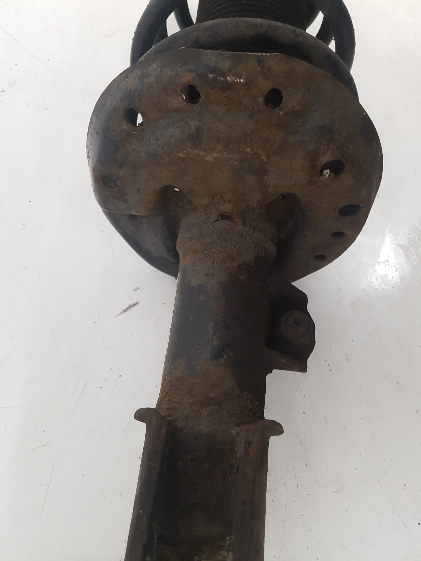 2010 - 2012 Saab 9-5  Saloon Left Front Shock Absorber 12822736