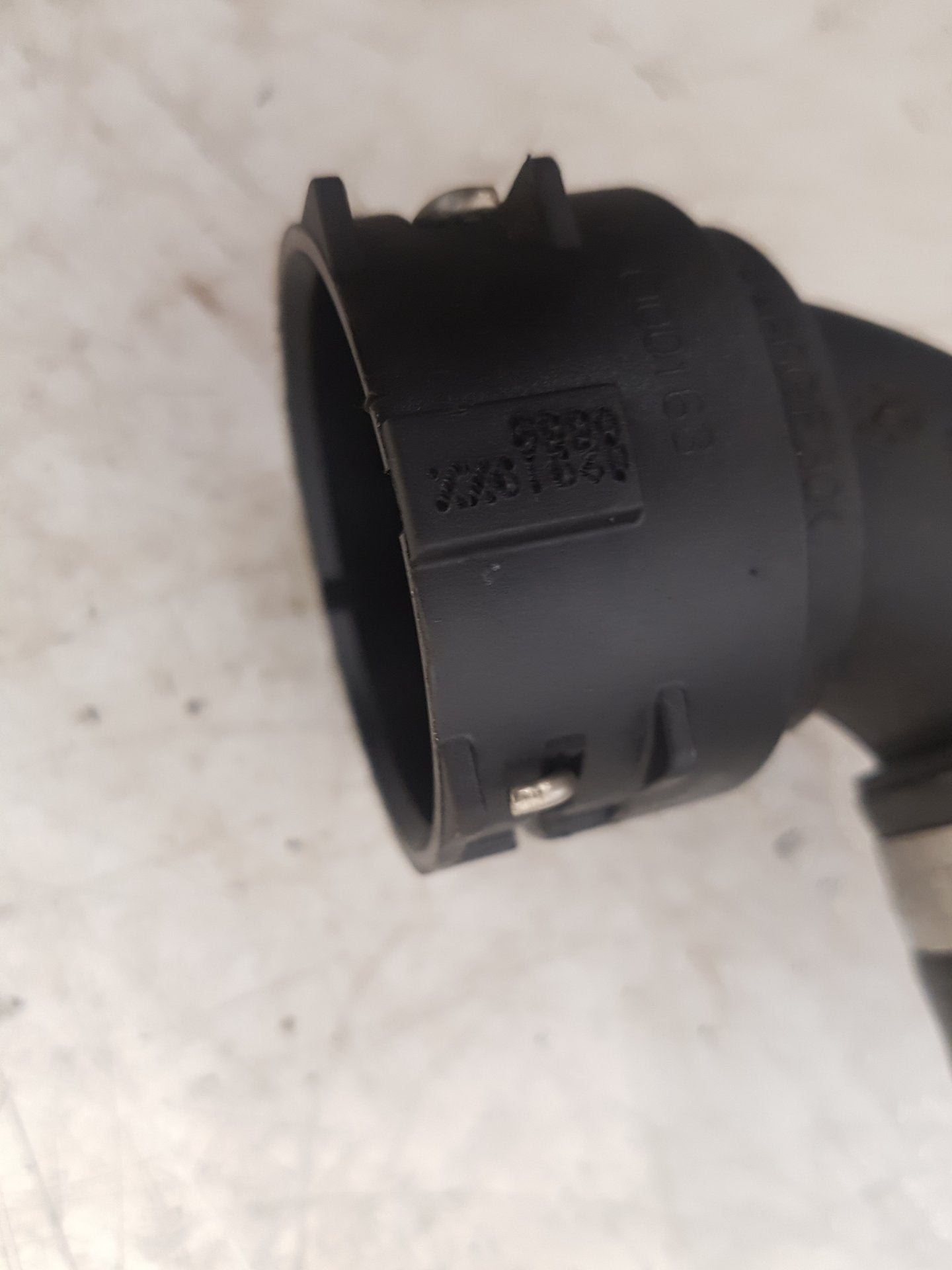 2017 - 2026 Volvo V60 II 225 Estate RADIATOR HOSE 31474845