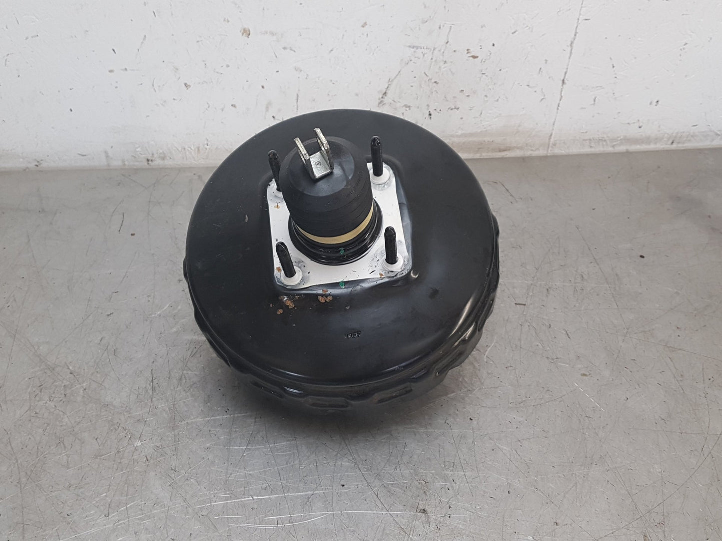 2010 - 2018 Volvo V60  Estate Brake Booster 31400790