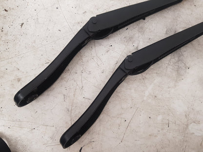 2007 - 2015 Volvo S80   FRONT WIPER ARMS (PAIR) 30796037