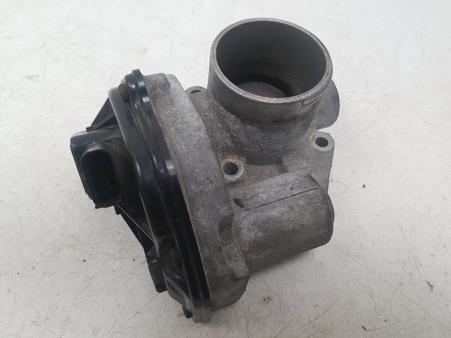2005 - 2012 Volvo S40  Saloon Throttle Body VP4F9U-9E928-BC