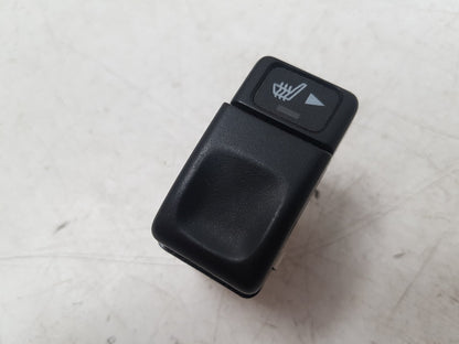 1992 - 1997 Volvo 850  Estate Heated Seat Switch 9148766
